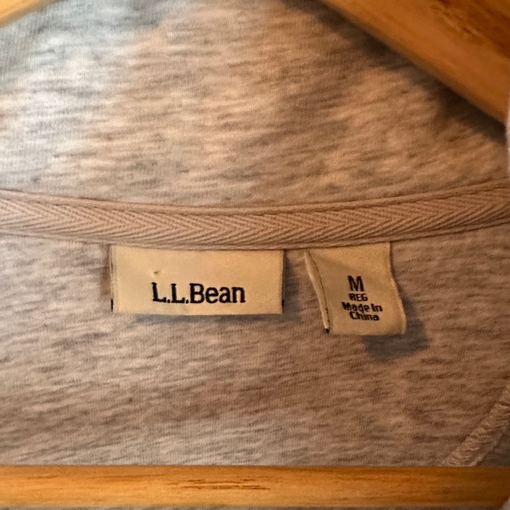 L.L. Bean Women's Quilted Quarter-Zip Pullover_Size M_light heather gray - Picture 8 of 10